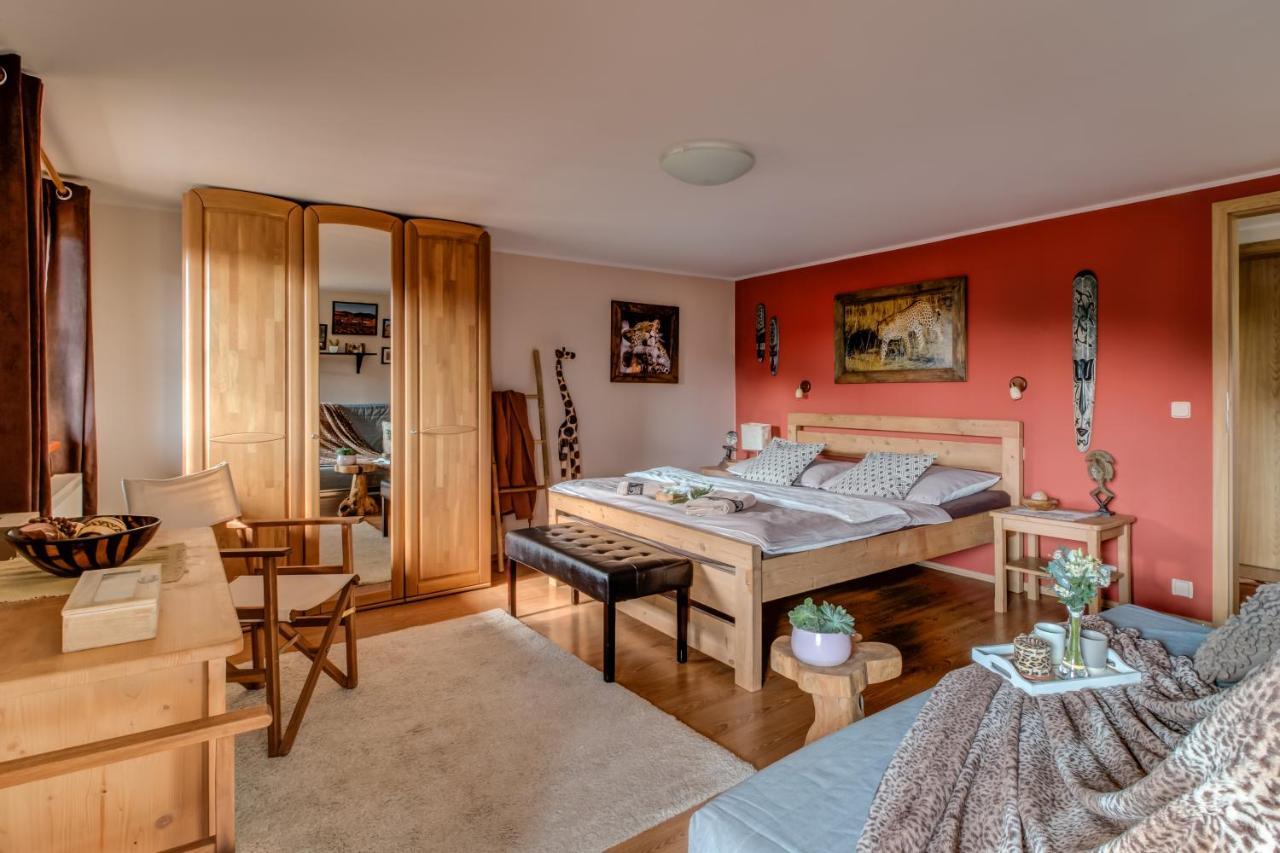 Africa House Apartment ซลีน ภายนอก รูปภาพ
